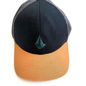 Volcom Hat Men NWOT